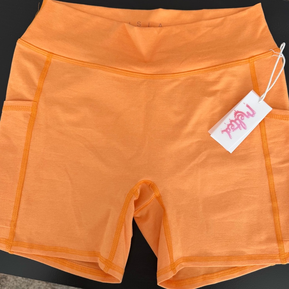 Isla Movement Active Shorts